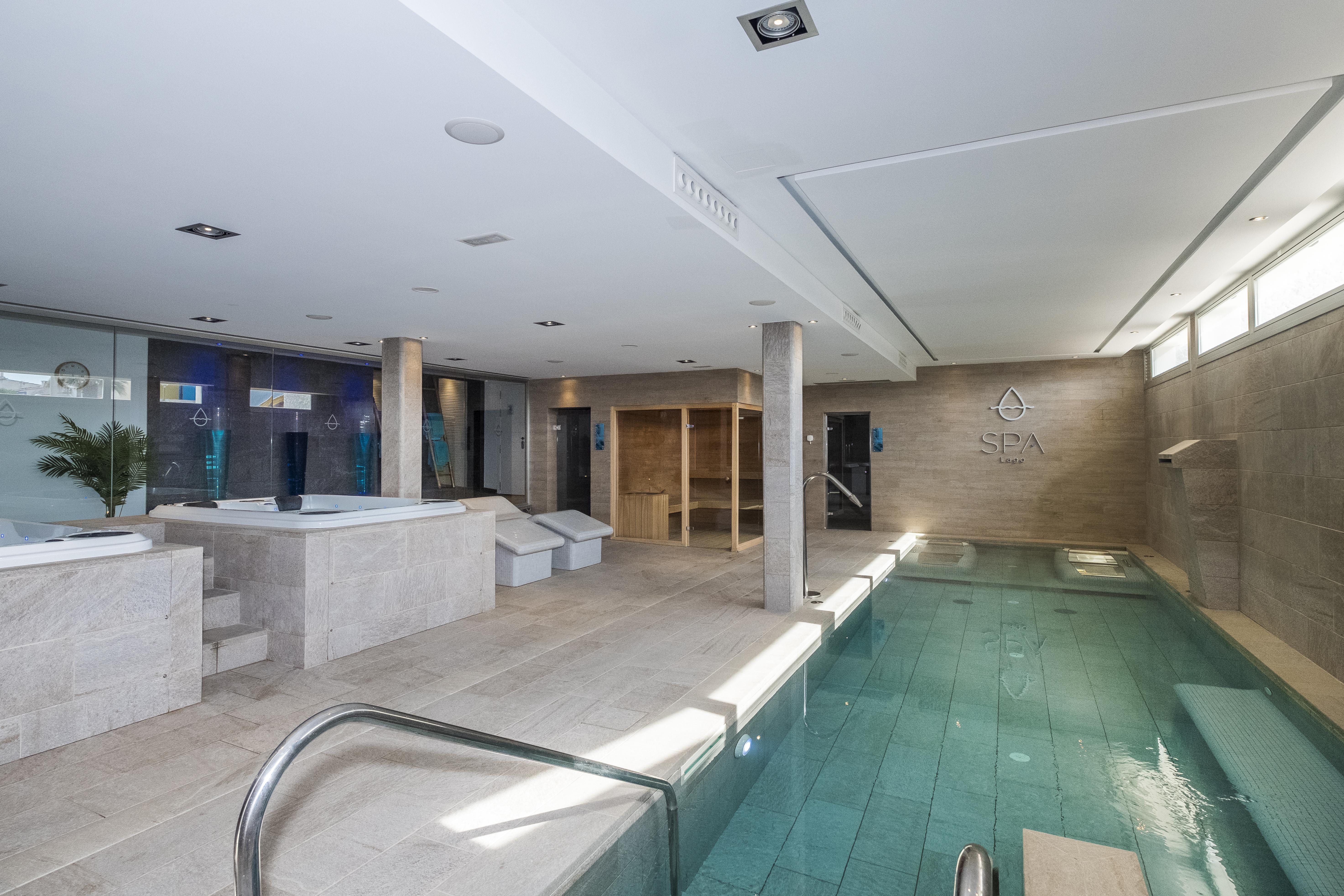 Lago Resort Menorca - Casas Del Lago Adults Only Cala en Bosch Esterno foto The spa at the hotel
